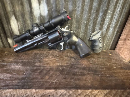 S&W MODEL 29-8 PERFORMANCE CENTER PACKAGE w/ Burris