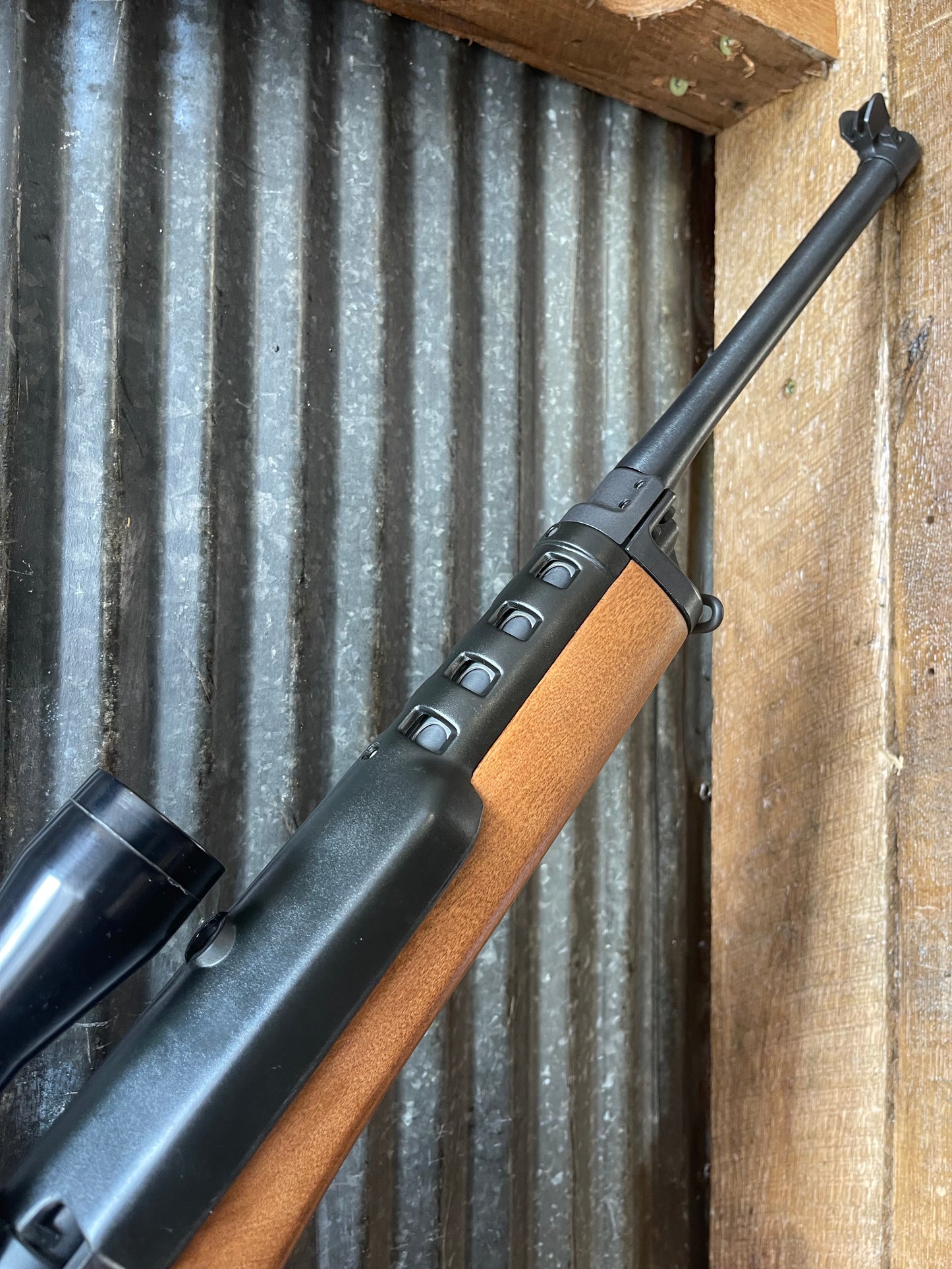 Ruger Mini-14 Ranch Rifle .223 Rem / 5.56 NATO – Redfield 4X Scope – Walnut Stock