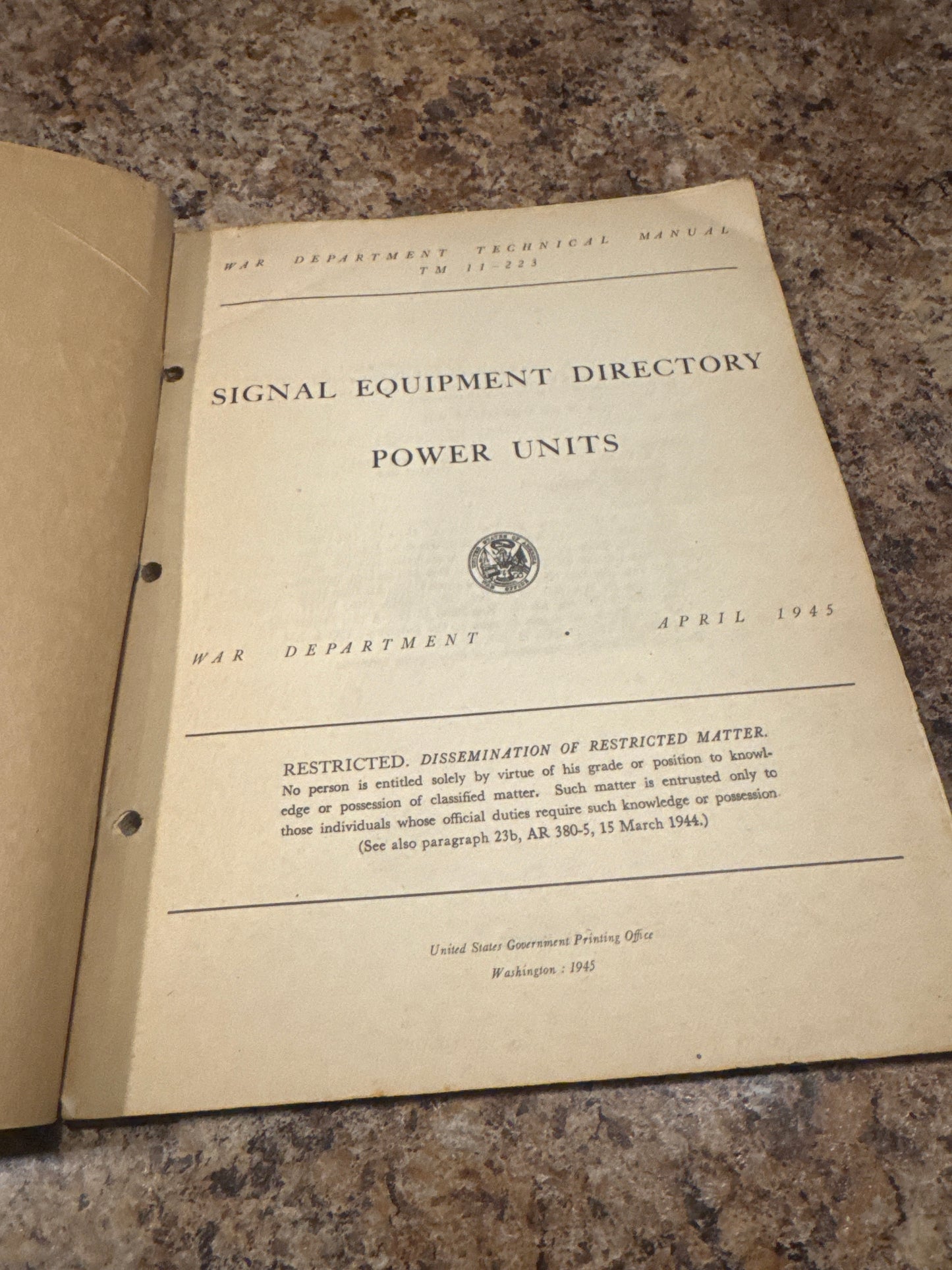 WWII US Army Signal Equipment Directory Power Units TM 11-223 Manual 1945 Original