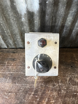 WWII U.S. Army Air Forces Type A-1 Chaff Dispenser Control Box