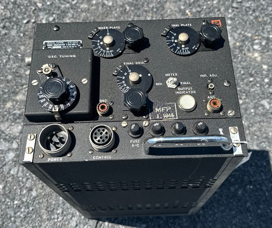 WWII U.S. Army Signal Corps T-51/ARQ-8 Radio Transmitter — 1944