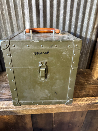 WWII TS-3A/AP Radar Test Set with Canvas Carrying Bag & Power Computer