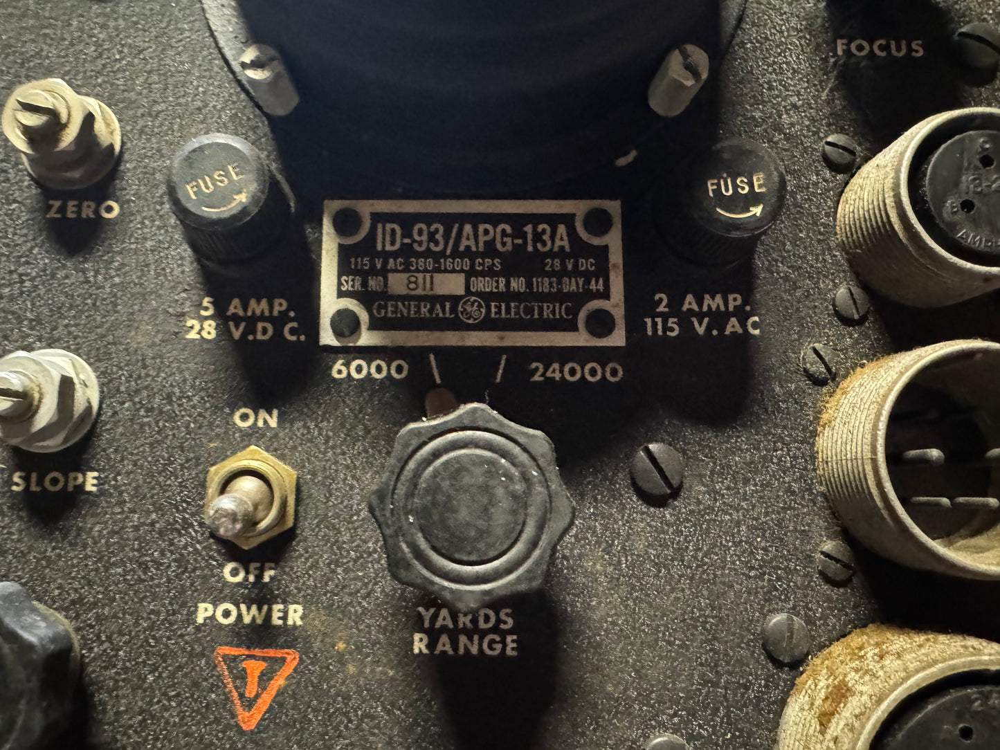 WWII General Electric ID-93/APG-13A Radar Indicator Scope – Airborne Radar Display Unit