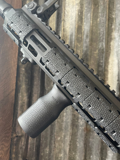 PSA Sabre-15 Milspec AR-15 – Hiperfire Xtreme 2 Trigger – Magpul Sights – Excellent Condition