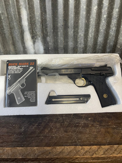 Browning Buck Mark .22 LR Semi-Automatic Pistol – 5.5” Bull Barrel – Box & Papers