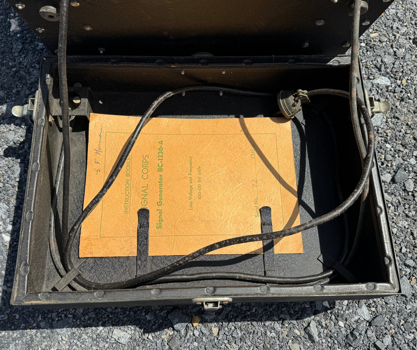 WWII-era U.S. Army Signal Corps Signal Generator BC-1236-A