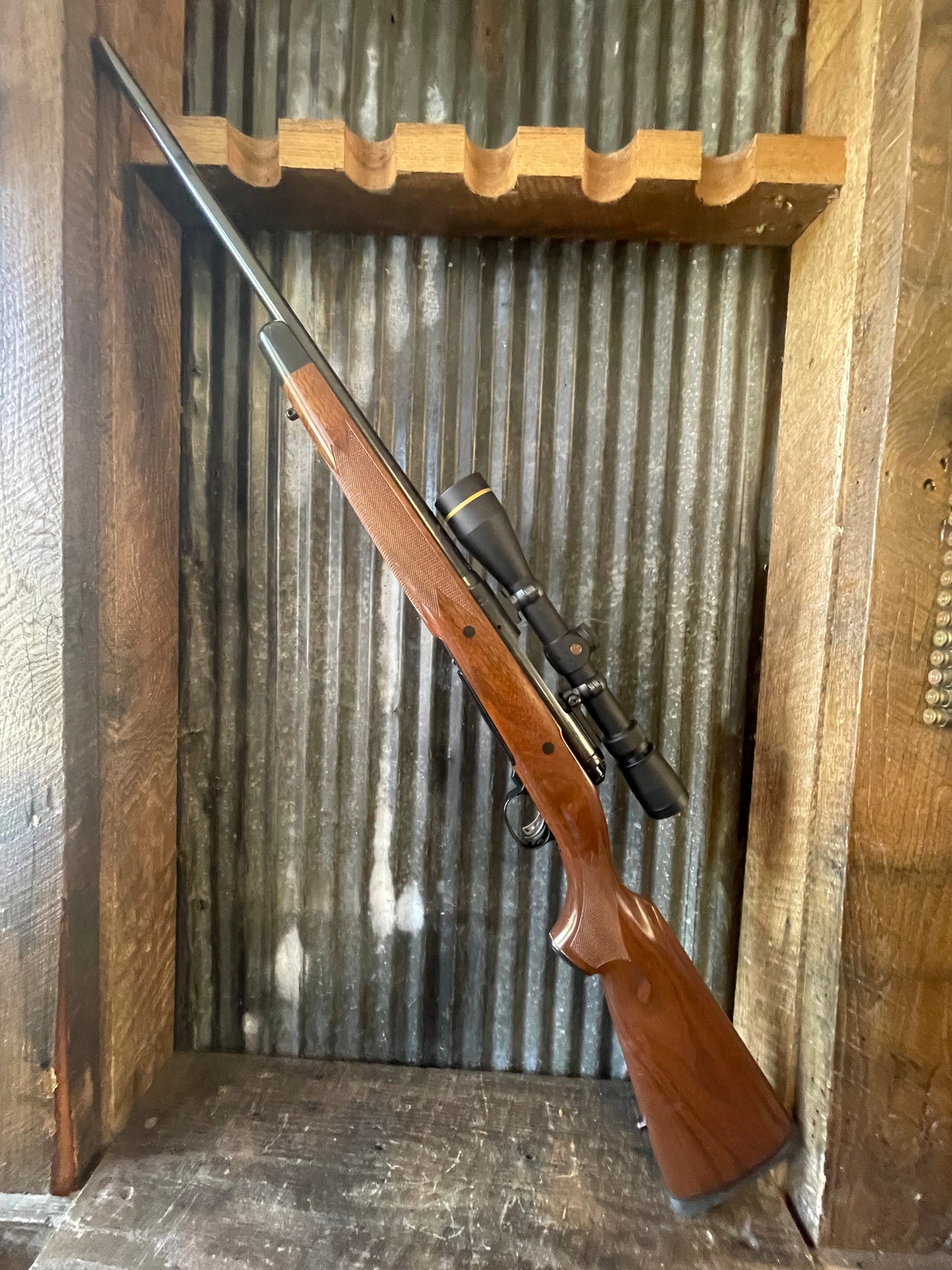Savage Model 14 Classic Bolt Action Rifle – .250 Savage – Leupold VX-3i 3.5-10x40 Scope