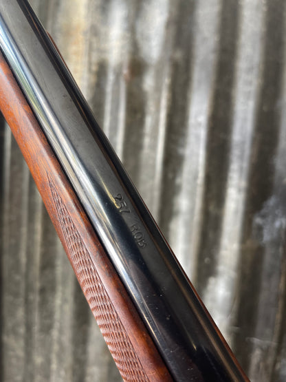 Winchester Model 70 Pre-64 – .257 Roberts – 20” Barrel – Fajen Stock – Leupold VX-II 3–9x