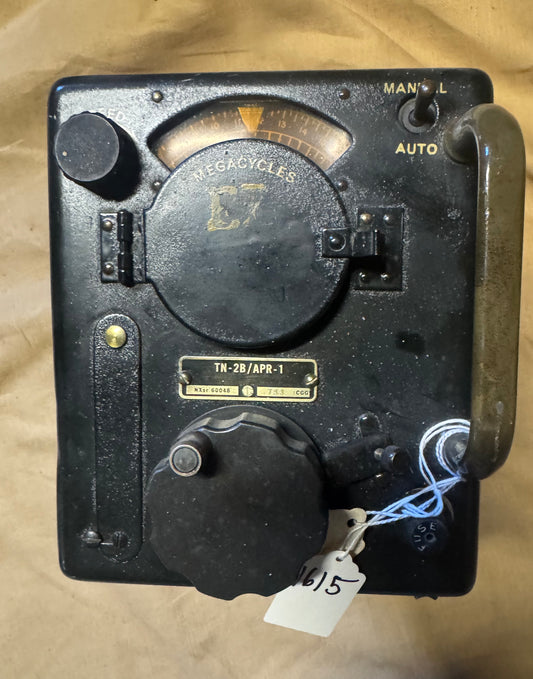 WWII TN-2B/APR-1 Frequency Meter