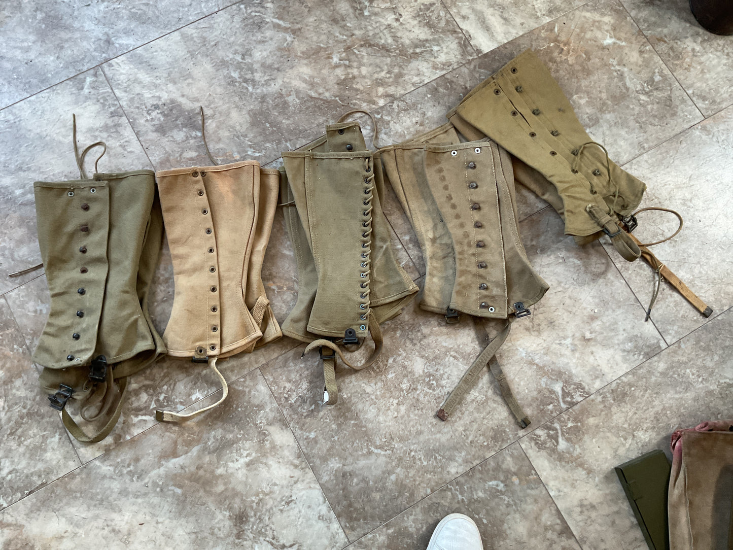 WWII Mismatched US  Gaiters