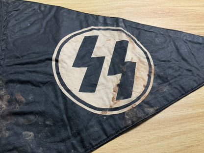 Reproduction WWII German SS-Style Vehicle/Command Pennant w/ RZM-Style Tag