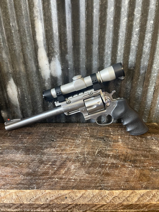 Ruger Super Redhawk .44 Magnum 9.5” Stainless Revolver Package – Leupold M8 Scope, Box & Holsters