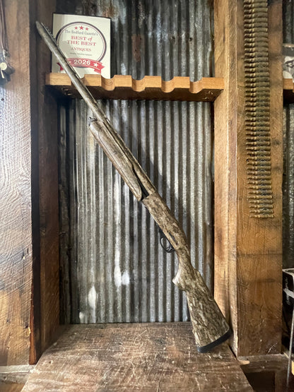 Remington 870 Super Magnum 12 Gauge – Mossy Oak Bottomland Camo – Vent Rib – Good Used Condition