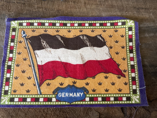 WWI Tobacco Felt Flag (approx 9x6)