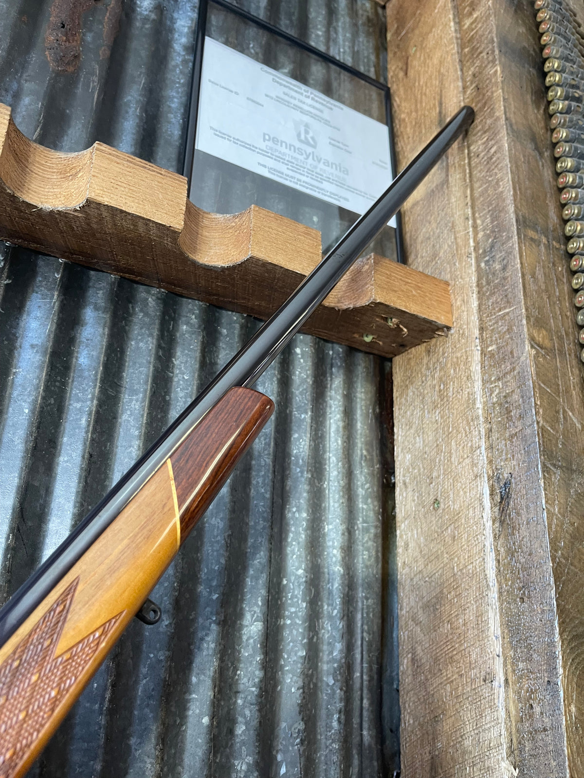 Weatherby Mark V .340 Weatherby Magnum – High-Grade Walnut – Leupold Vari-X II 3-9x Scope