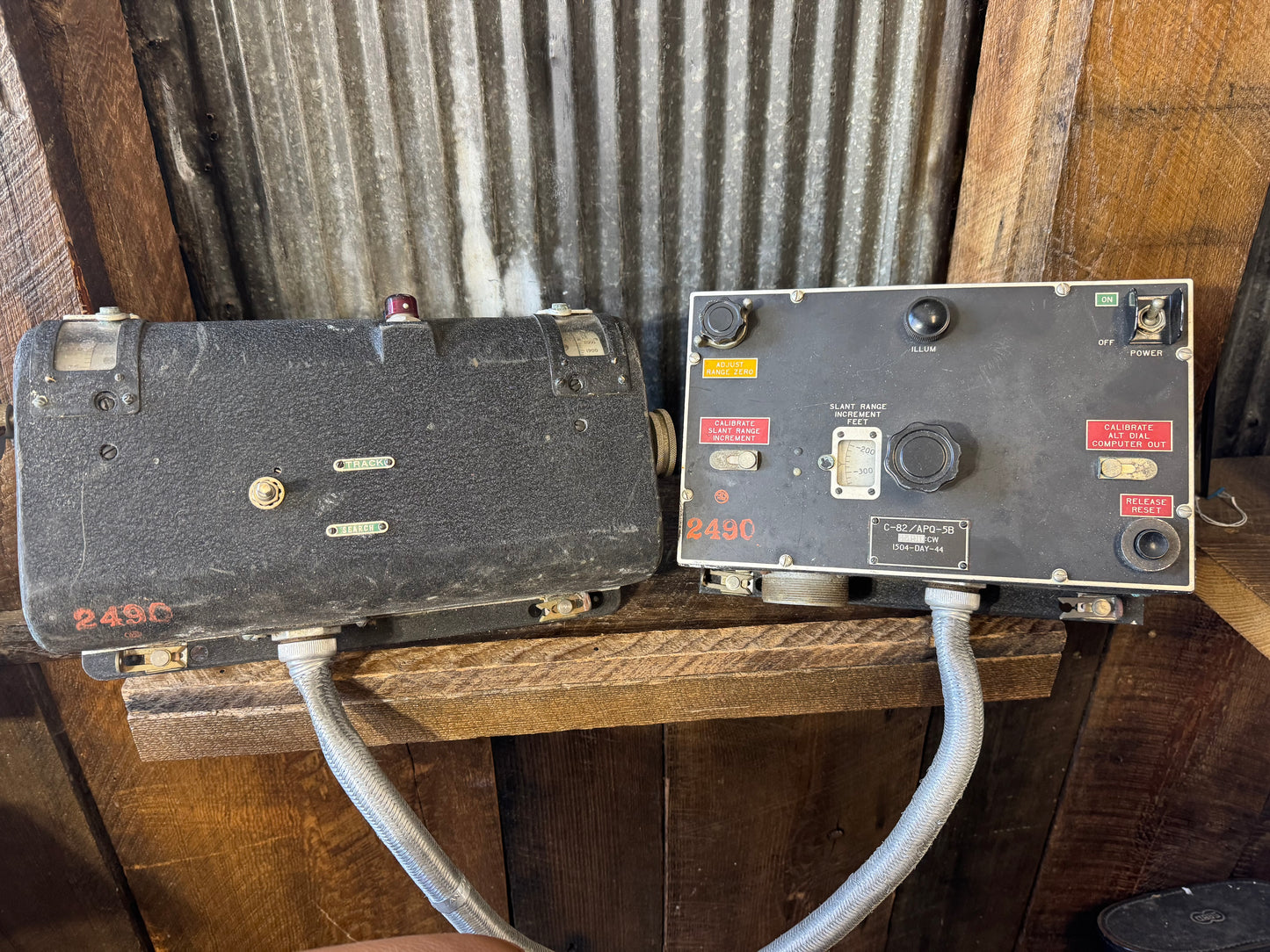 AN/APQ-5B Radar Control Unit Set C-82/APQ-5B WWII/Korean War U.S. Air Force Aircraft Radar Assembly