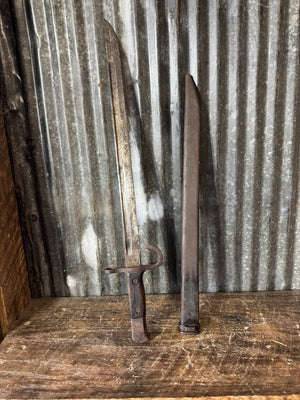 Japanese Type 30 Arisaka Bayonet with Steel Scabbard – Hooked Quillon