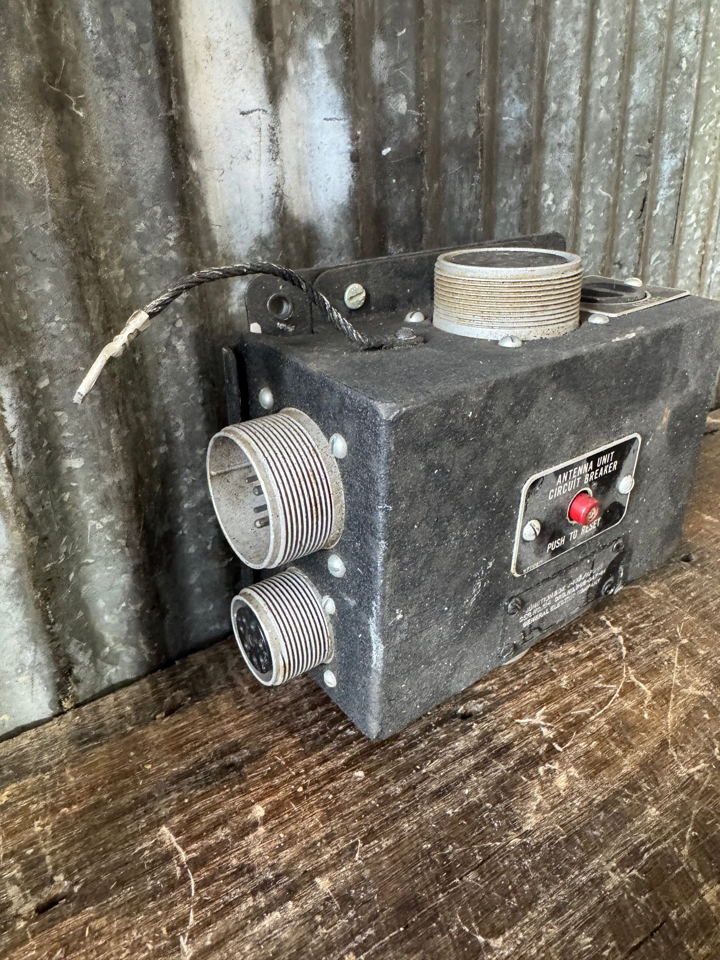 General Electric J-103/APG-15 Antenna Unit Junction Box