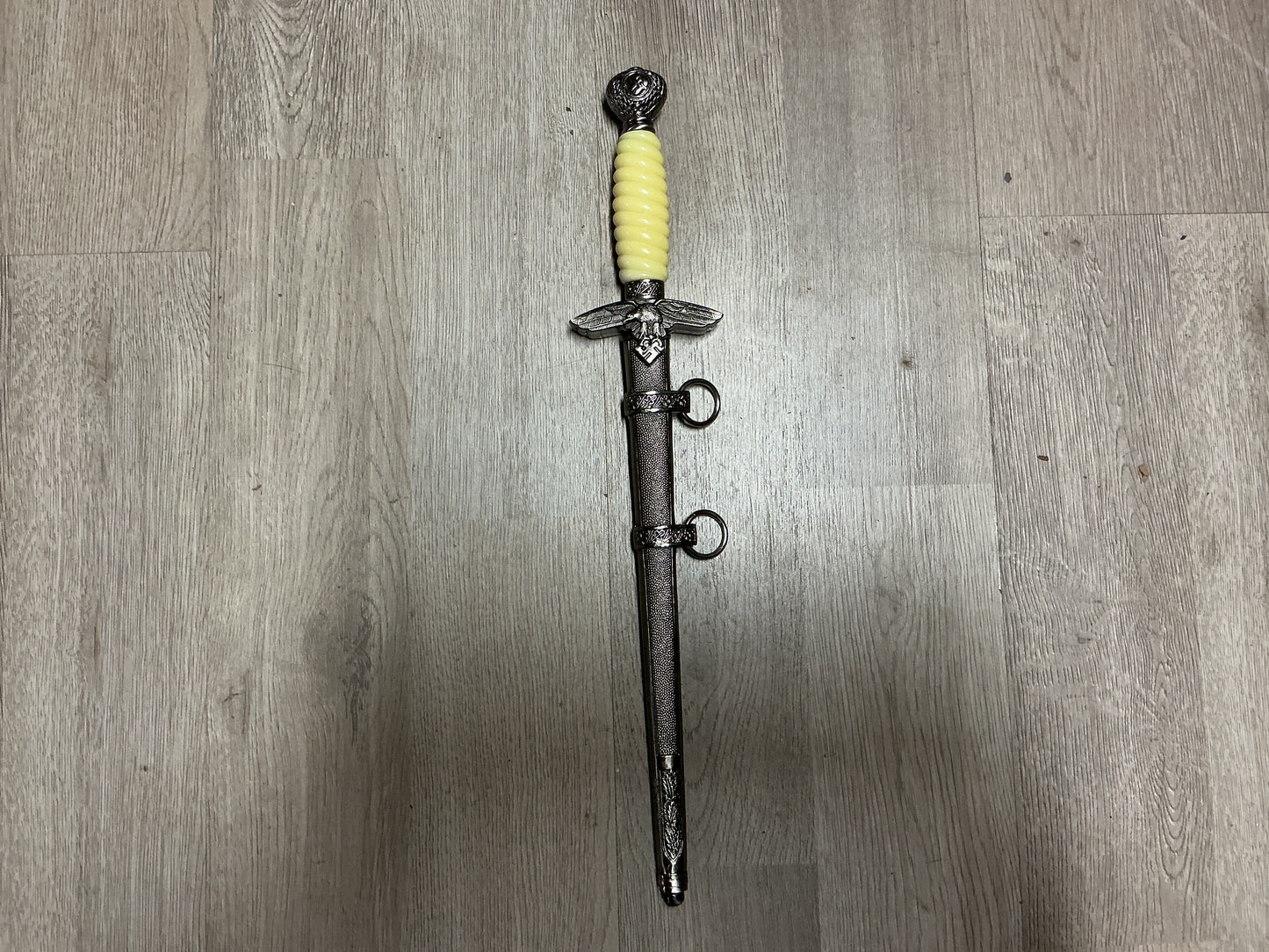 German Luftwaffe 2nd Model Dagger Replica w/Scabbard-Decorative Display Piece
