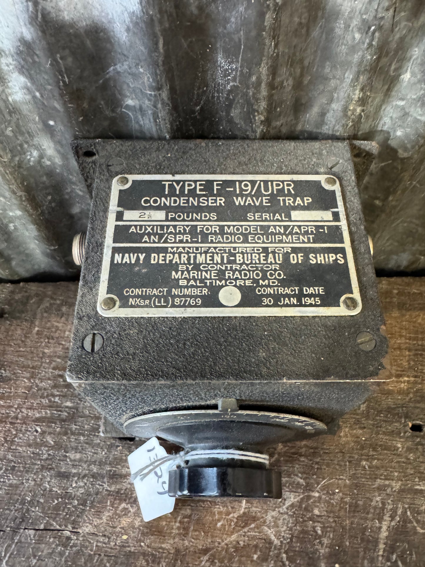 Type F-19/UPR Condenser Wave Trap