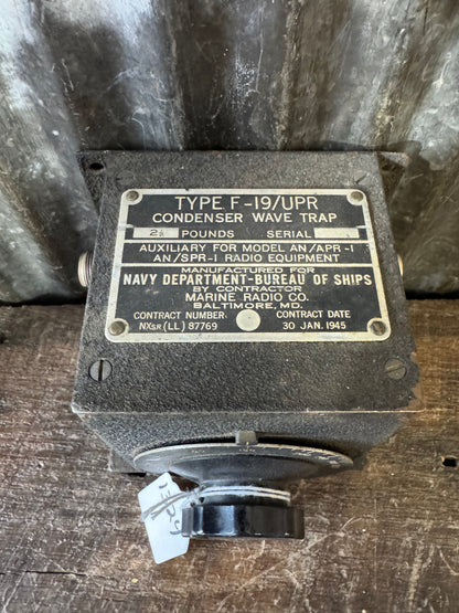 Type F-19/UPR Condenser Wave Trap