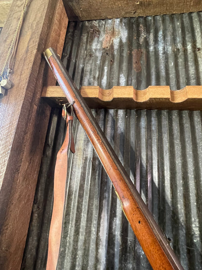Unmarked .72 Caliber Flintlock Muzzleloading Rifle – Full Stock – Functional Lock – Early American Style