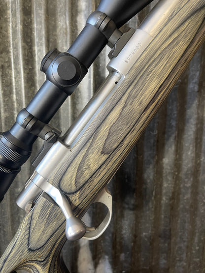 Howa Model 1500 Stainless .30-06 – Boyd’s Thumbhole Laminate – Leupold Vari-X III 4.5-14x40