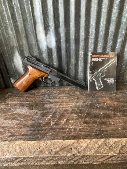 Browning Buck Mark .22 LR Pistol – 1986 Production – Excellent Condition w/ Manual