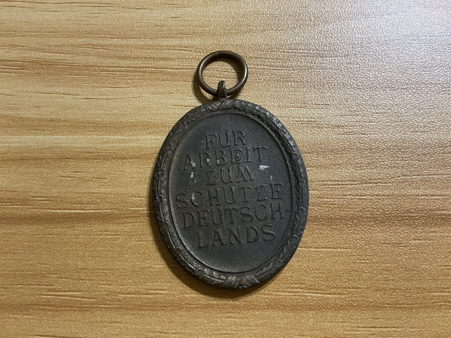 WWII German West Wall Medal (Deutsches Schutzwait-Ehrenzeichen)-Complete Medal