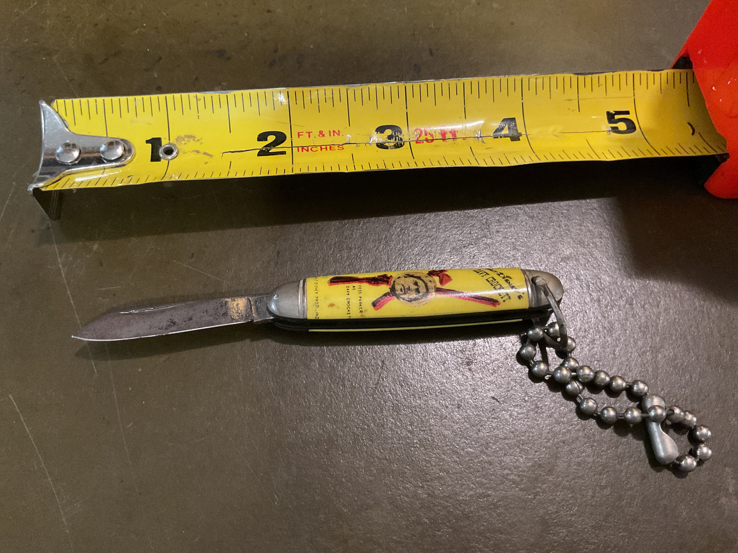 Vintage WALT DISNEY’s Davy Crocket Knife