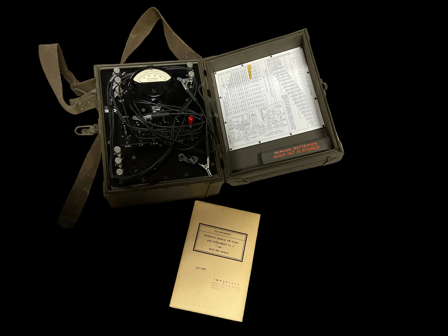 WWII US Signal Corps Test Set EE-65-G w/ Manual TM11-361-1944 Field Telephone Tester