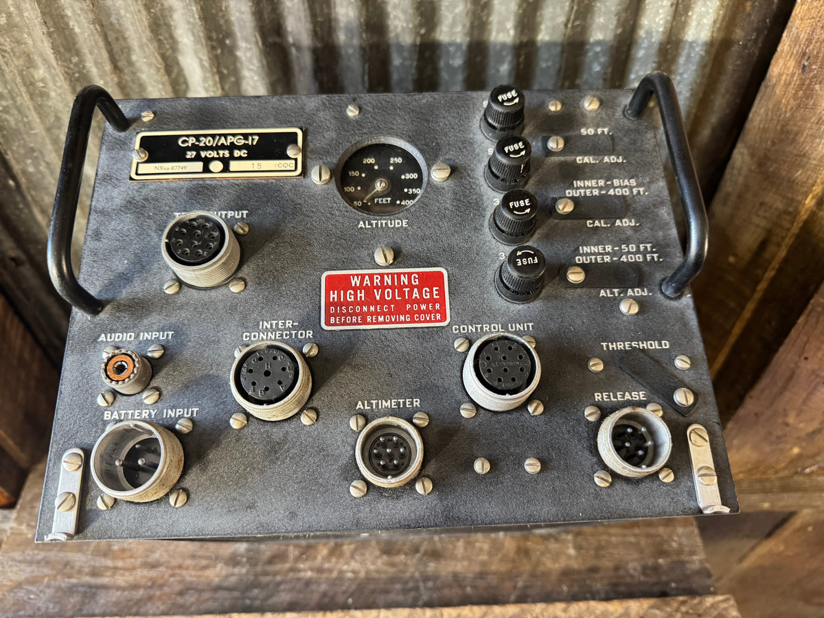 WWII U.S. Navy Admiral CP-20/APG-17 Aircraft Radar Bomb-Release Computer Unit With Original Box