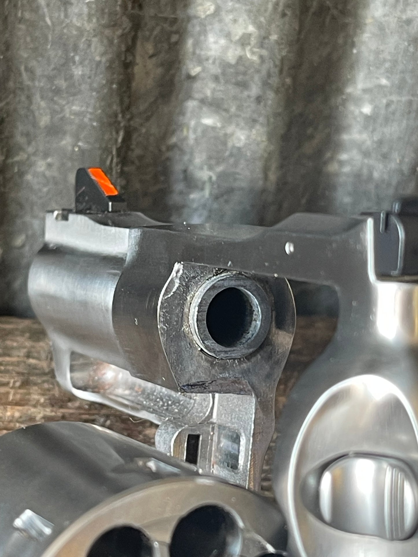 Ruger Redhawk .357 Magnum 8-Shot Stainless Revolver – 2.75-Inch Barrel – Box and Papers