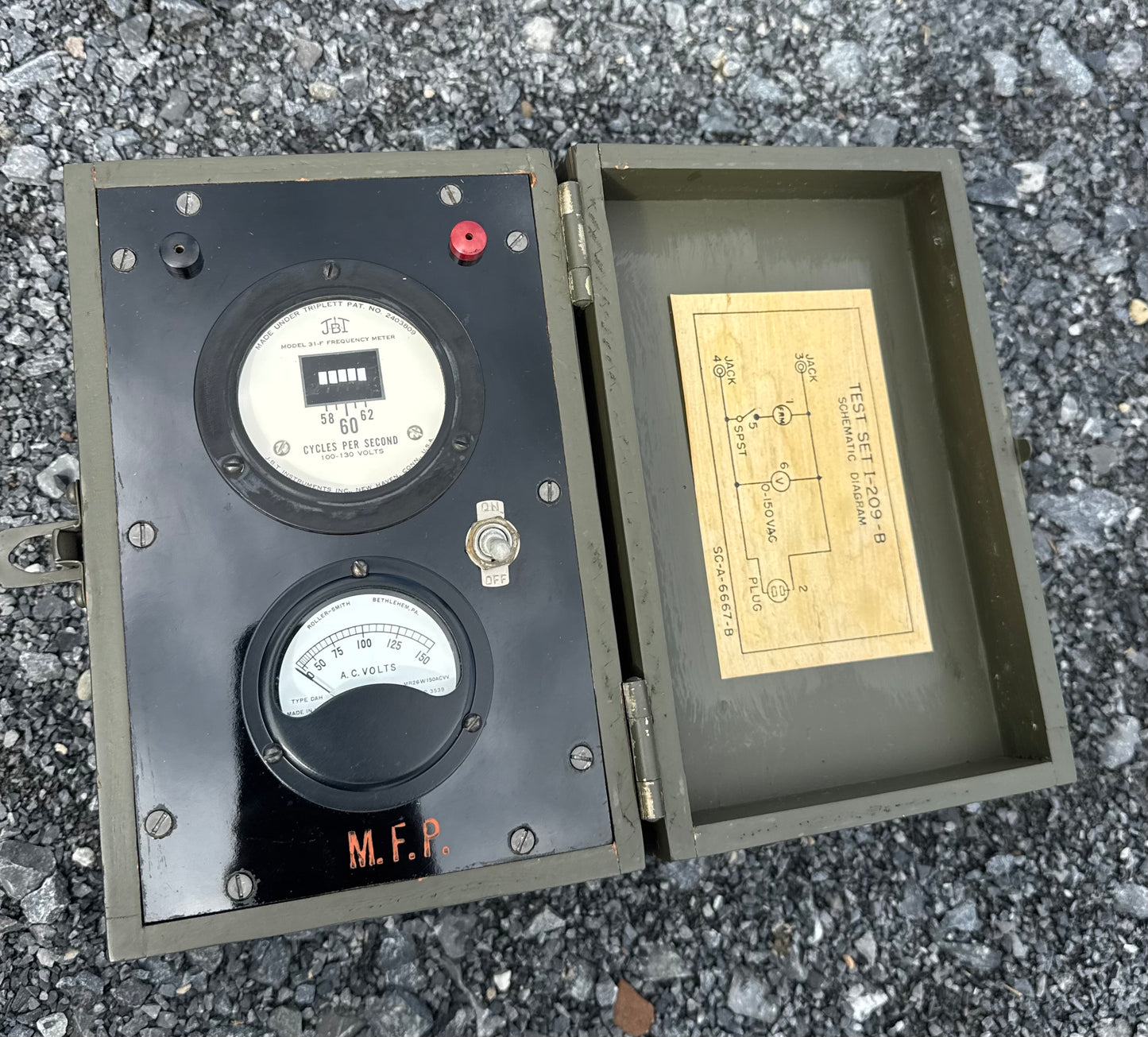 Signal Corps Test Set I-209B Frequency Meter
