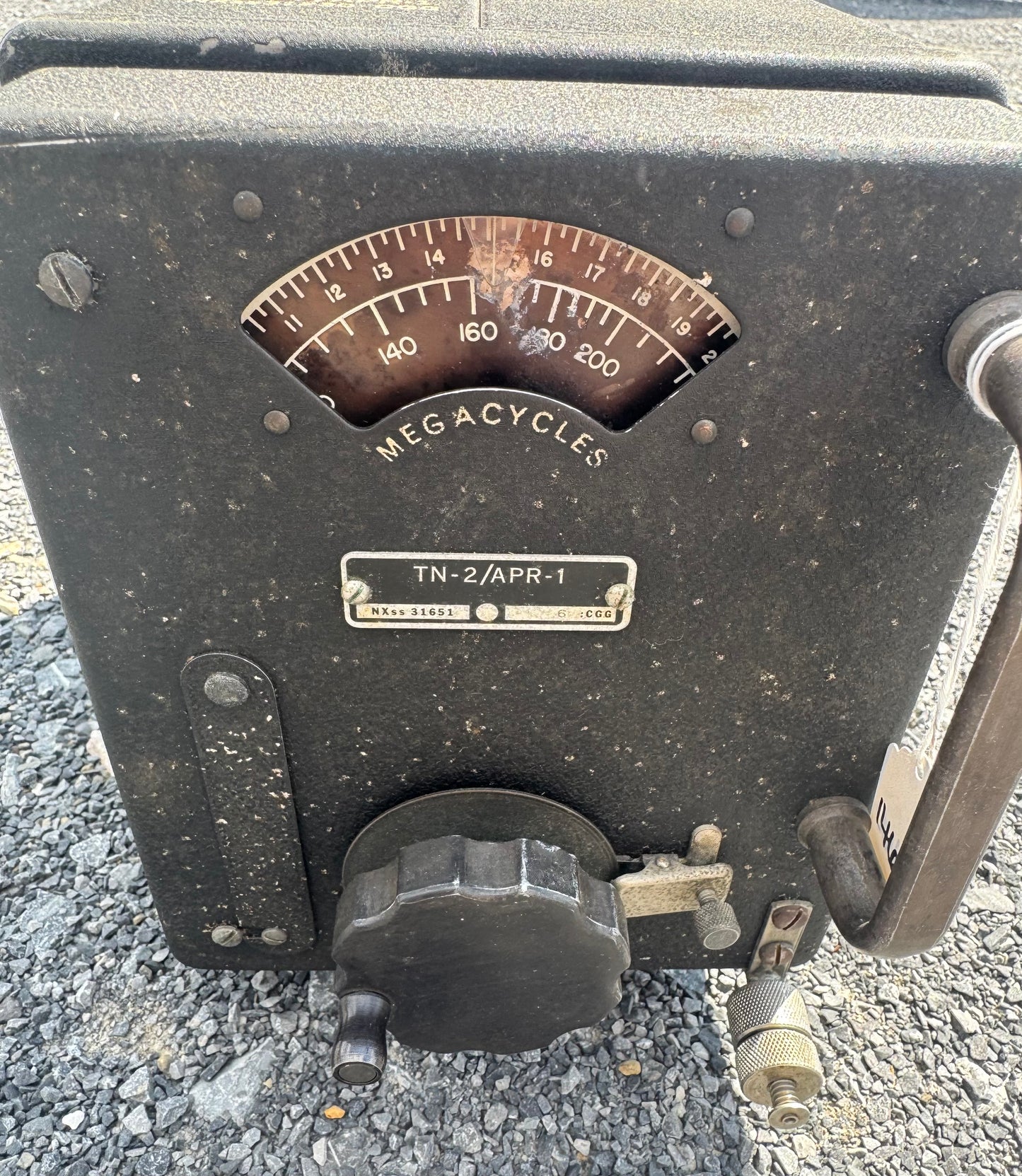 WWII U.S. Navy TN-2/APR-1 Radar Tuning Unit – Megacycles Dial