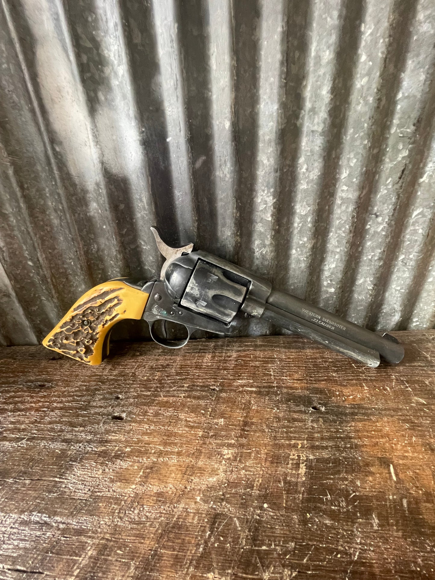Hawes Western Six Shooter Revolver – .22 Magnum – J.P. Sauer & Sohn – Made in West Germany