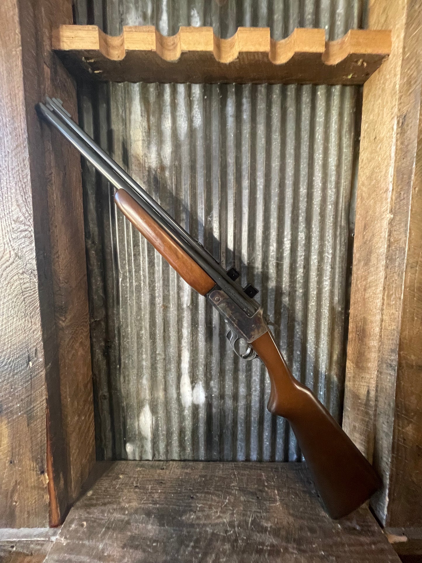 Savage 24C Combination Gun – .22 LR / 20 Gauge – Over/Under Survival Rifle