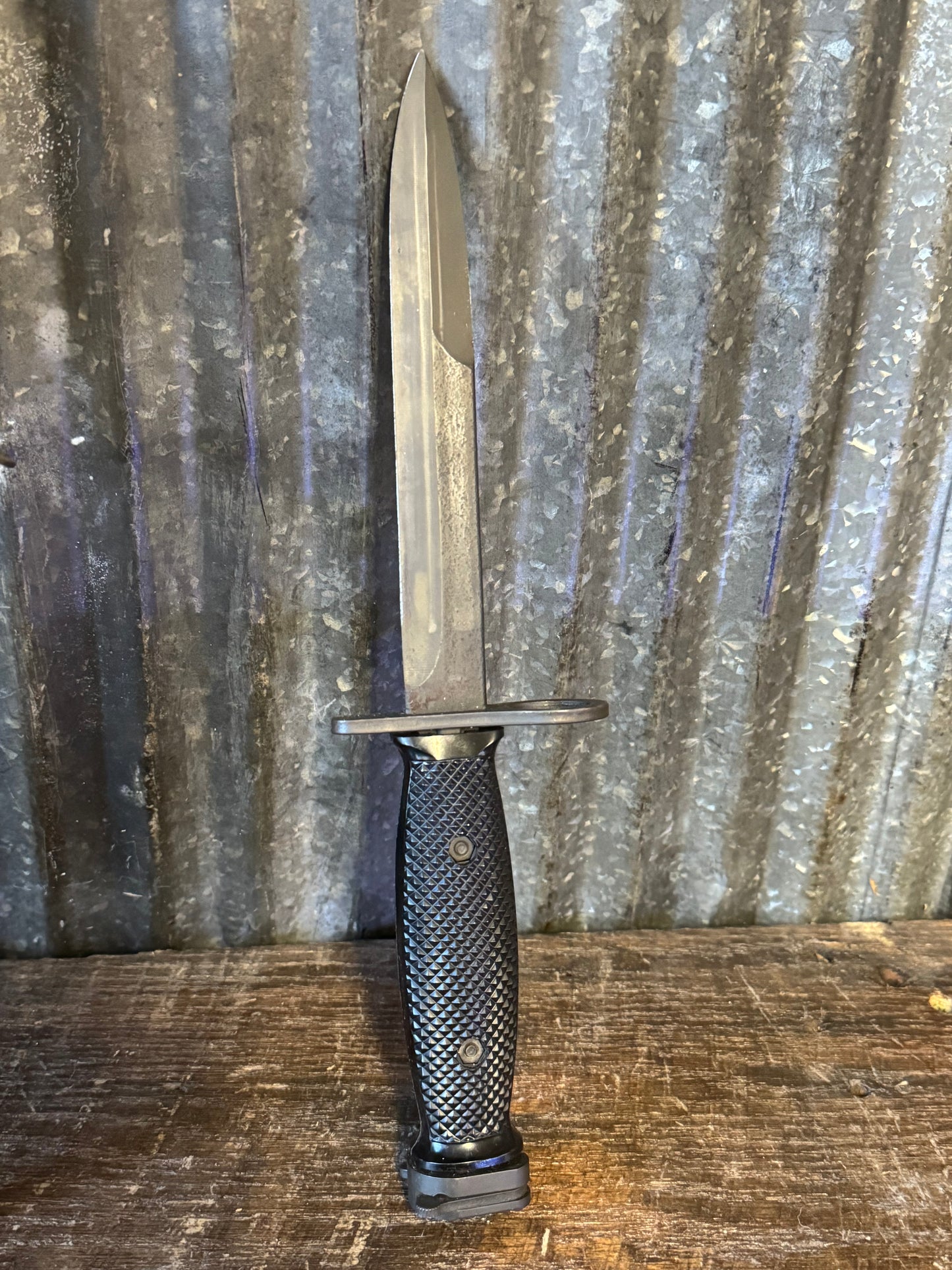 U.S. Colt M7 Bayonet & USM8A1 Scabbard