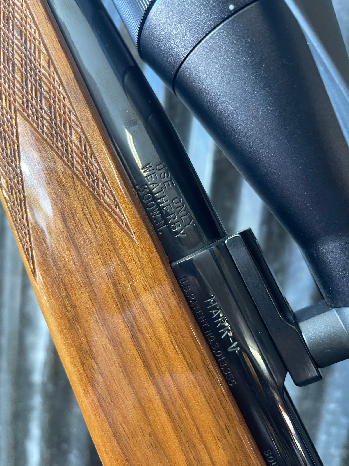Weatherby Mark V .300 Weatherby Magnum – Magnaported – Swarovski Habicht 6-18x50