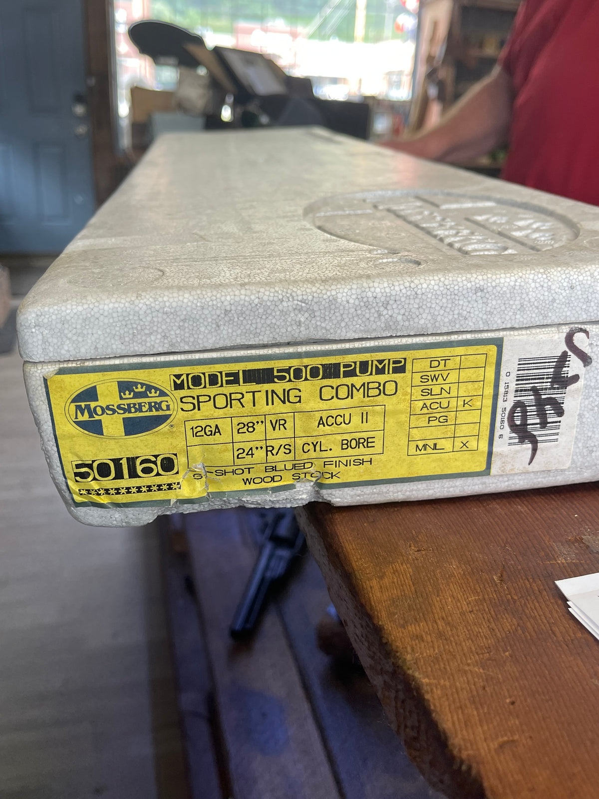 Mossberg 500 Pump-Action Shotgun – 12 Gauge – Vent Rib Barrel – Good Used Condition original box and slug barrel