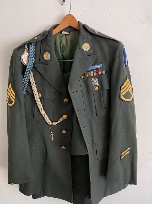 Korean War Era U.S. Army Infantry School Dress Green Uniform Set – Staff Sergeant
