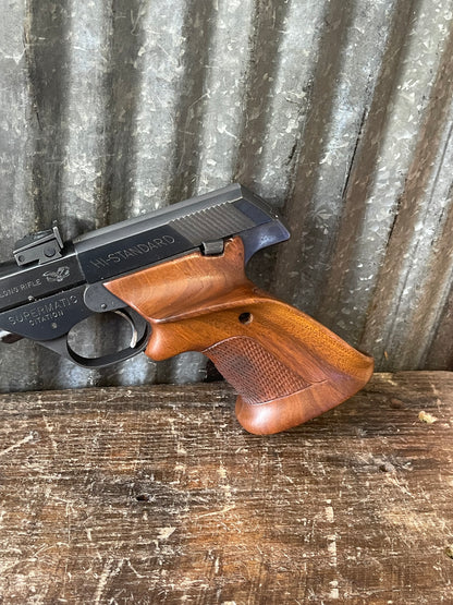 High Standard Supermatic Citation Model 102 .22 LR – Target Pistol – Original Box, 2 Magazines, Barrel Weights & Extra Grips