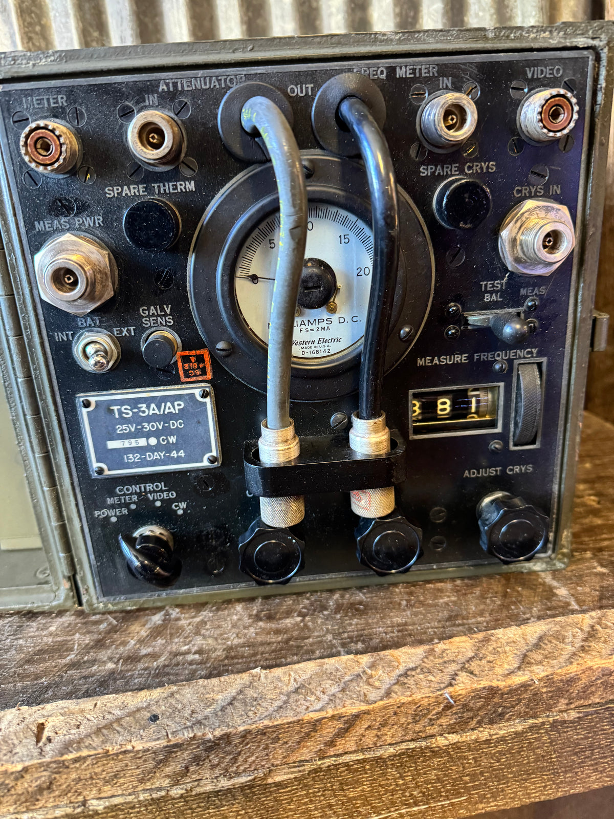 WWII TS-3A/AP Radar Test Set with Canvas Carrying Bag & Power Computer