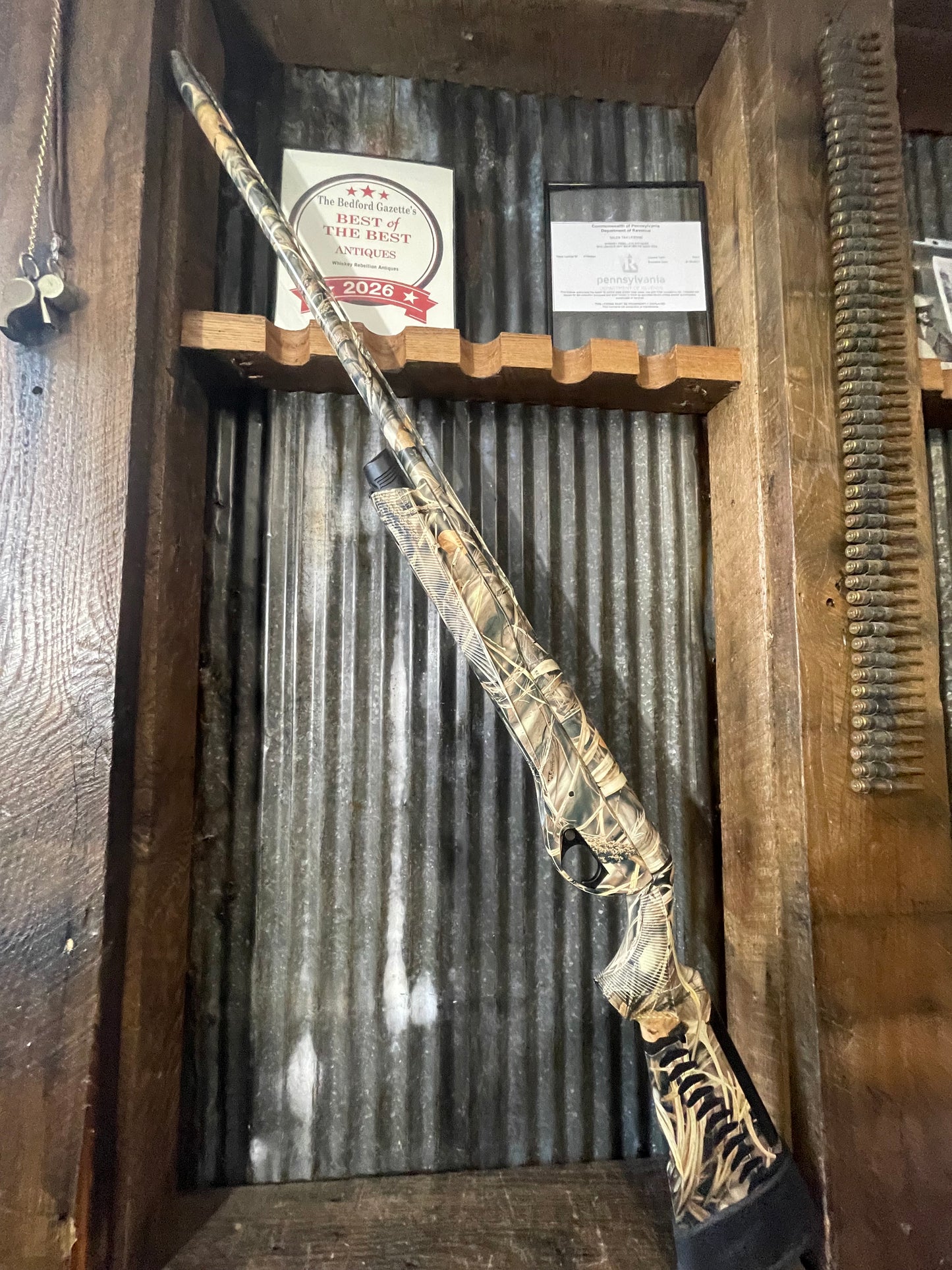 Benelli Vinci 12 Gauge 28” Camo Semi-Automatic Shotgun