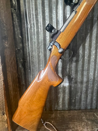 Early Remington Model 700 BDL .270 Winchester Bolt Action Rifle — Gloss Walnut Stock w/ Scope Rings