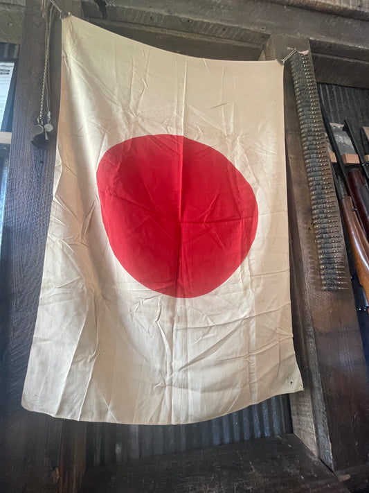 Large WWII Japanese National Flag (Hinomaru) – Silk Construction – Bring Back Display