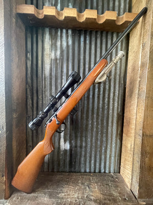 Marlin Model 917V Heavy Barrel Rifle – .17 HMR – Tasco 3-9x40 Scope – Bipod Included