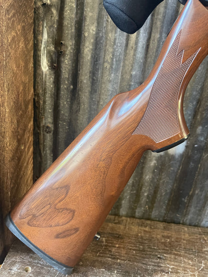Savage Model 14 Classic Bolt Action Rifle – .250 Savage – Leupold VX-3i 3.5-10x40 Scope