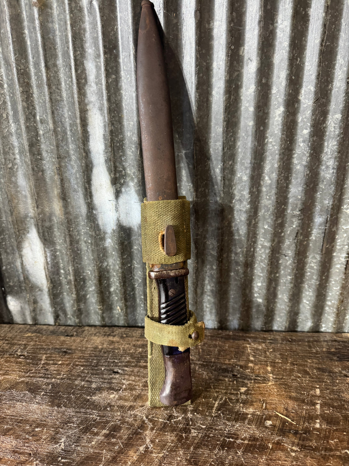 WWII German K98 Mauser Bayonet by Mundlos with Steel Scabbard & Web Frog