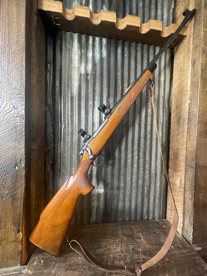 Early Remington Model 700 BDL .270 Winchester Bolt Action Rifle — Gloss Walnut Stock w/ Scope Rings